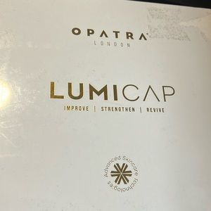 Opatra's innovative hands-free low-level laser technology (LLLT) Lumicap